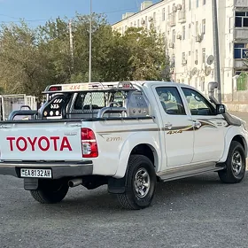 Toyota Hilux 2006