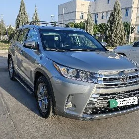 Toyota Highlander 2016