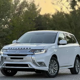 Mitsubishi Outlander 2022
