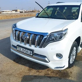 Toyota Land Cruiser Prado 2014