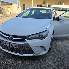 Toyota Camry 2016