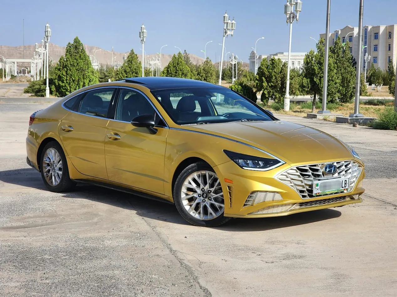 Hyundai Sonata 2020 - 1