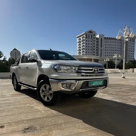 Toyota Hilux 2016