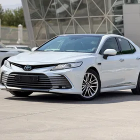 Toyota Camry 2022