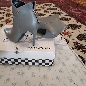 Адик, Сапоги