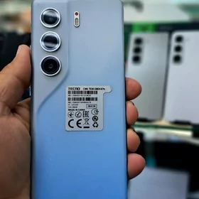 camon 40pro 16/256