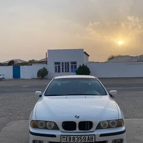 BMW E39 1999