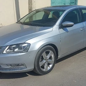 Volkswagen Passat 2011