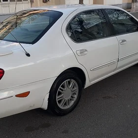 Nissan Maxima 2001