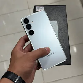 Samsung S24