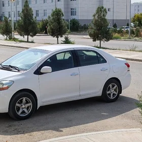 Toyota Yaris 2009