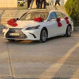 Lexus ES 350 2022