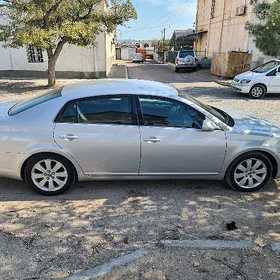 Toyota Avalon 2005