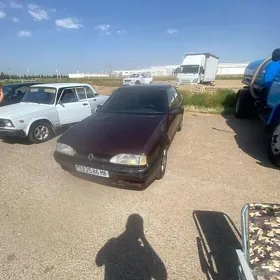 Renault Europa 19 1996