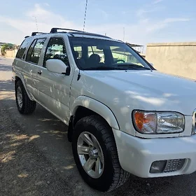 Nissan Pathfinder 2001