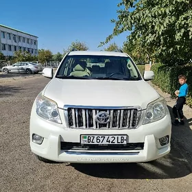 Toyota Land Cruiser Prado 2012