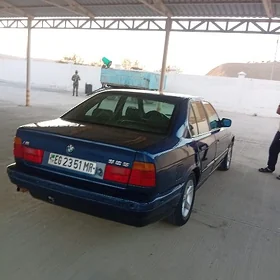BMW 525 1990