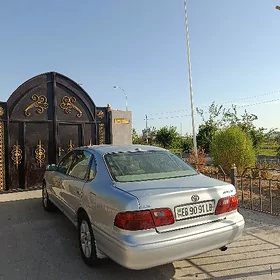 Toyota Avalon 1999