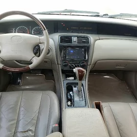 Toyota Avalon 2000