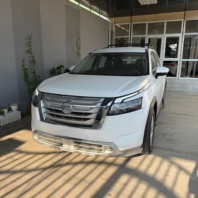 Nissan Pathfinder 2022