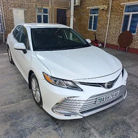 Toyota Camry 2022