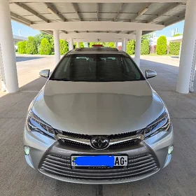 Toyota Camry 2017