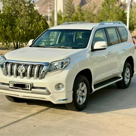 Toyota Land Cruiser Prado 2014