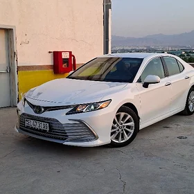 Toyota Camry 2022