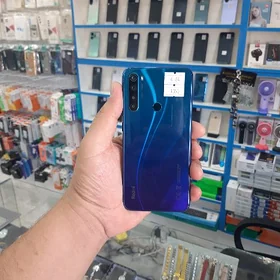 Note 8     4  64