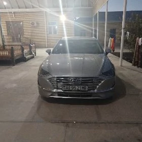 Hyundai Sonata 2022