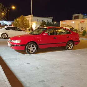 Toyota Carina 1993