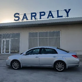 Toyota Avalon 2005