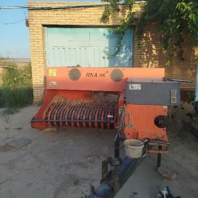 MTZ 80 2015