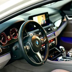 BMW F10 2010