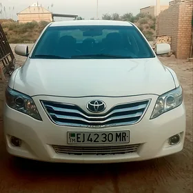 Toyota Camry 2011