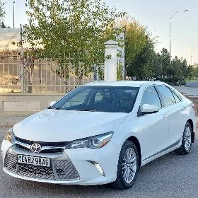 Toyota Camry 2017