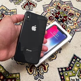 iphone x🖤🔋73
