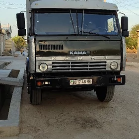Kamaz 6520 1983