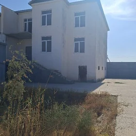 Котедж жайлар дом