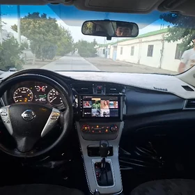 Nissan Sentra 2013