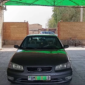 Toyota Camry 2001