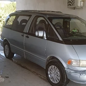 Toyota Previa 1992