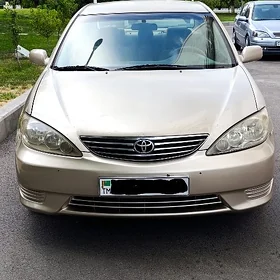 Toyota Camry 2005