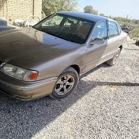 Toyota Avalon 1999
