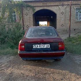 Opel Vectra 1990