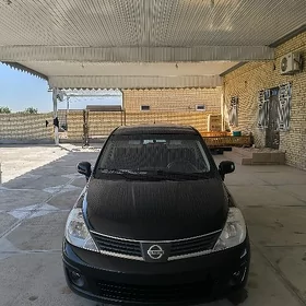 Nissan Versa 2010