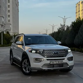 Ford Explorer 2021