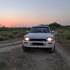 Toyota Hilux 1991