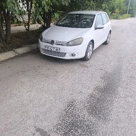 Volkswagen Golf 2010