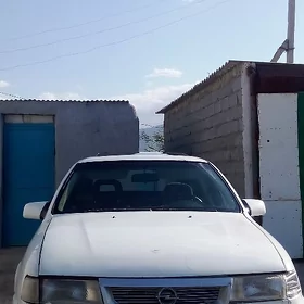 Opel Vectra 1993